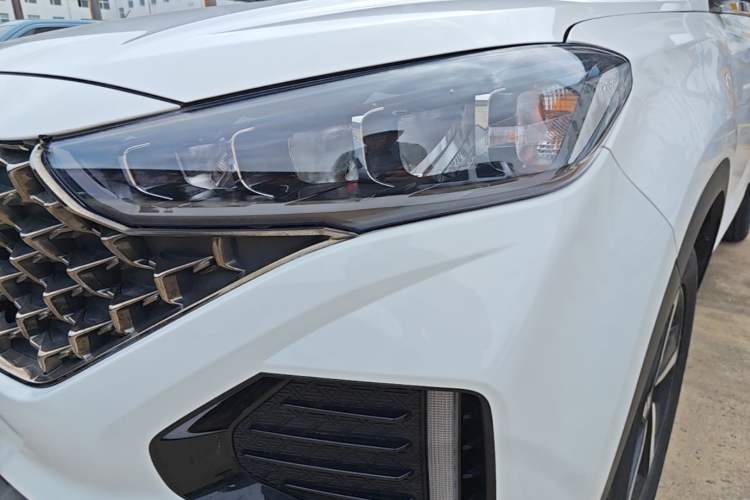 Used Hyundai ix35 2021 2.0L Automatic 2WD GLS Leading Edition Left Front Headlight