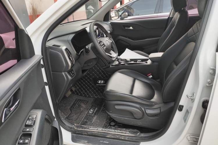 Used Hyundai ix35 2021 2.0L Automatic 2WD GLS Leading Edition Left Front Seat