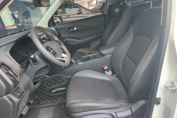 Used Hyundai ix35 2021 2.0L Automatic 2WD GLS Leading Edition Left Front Seat