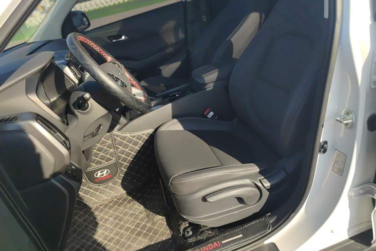 Used Hyundai ix35 2021 2.0L Automatic 2WD GLS Leading Edition Left Front Seat