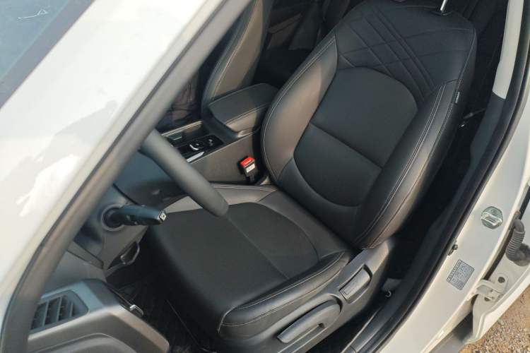 Used Hyundai ix35 2021 2.0L Automatic 2WD GLS Leading Edition Left Front Seat