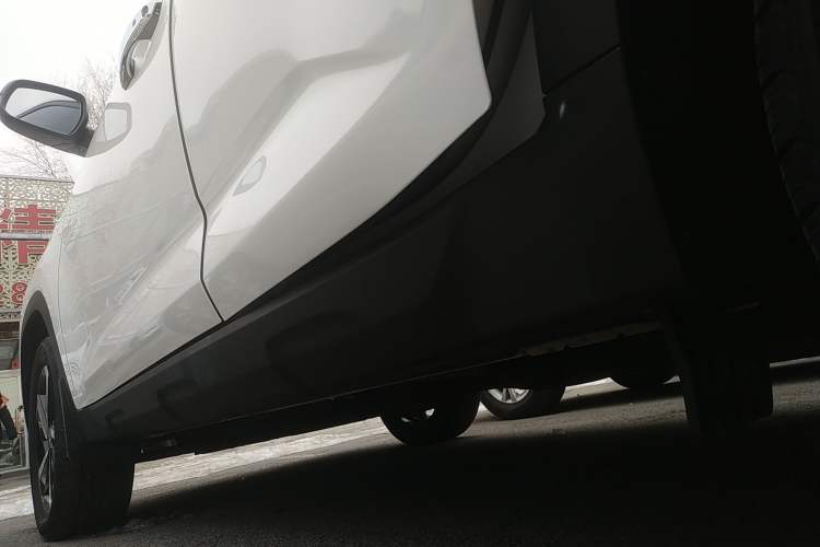 Used Hyundai ix35 2021 2.0L Automatic 2WD GLS Leading Edition Left Side Sill