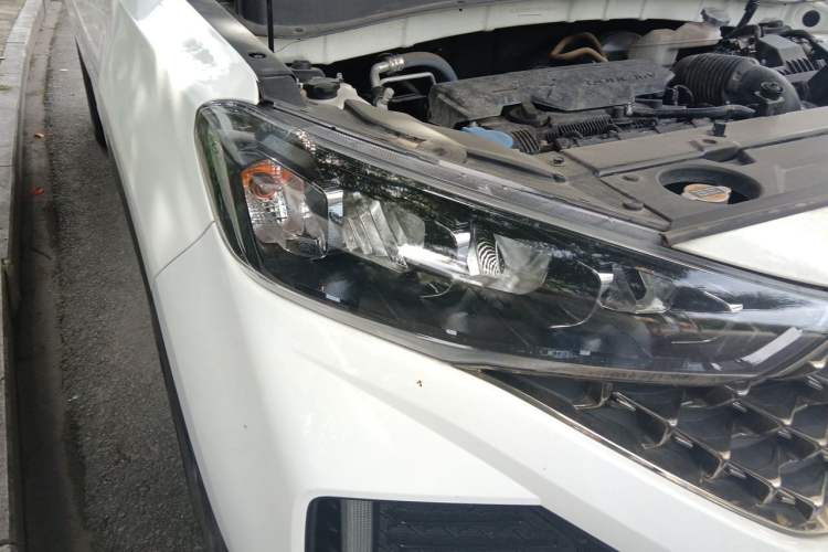 Used Hyundai ix35 2021 2.0L Automatic 2WD GLS Leading Edition Right Front Headlight