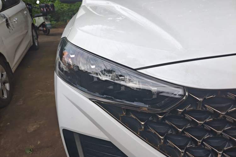 Used Hyundai ix35 2021 2.0L Automatic 2WD GLS Leading Edition Right Front Headlight