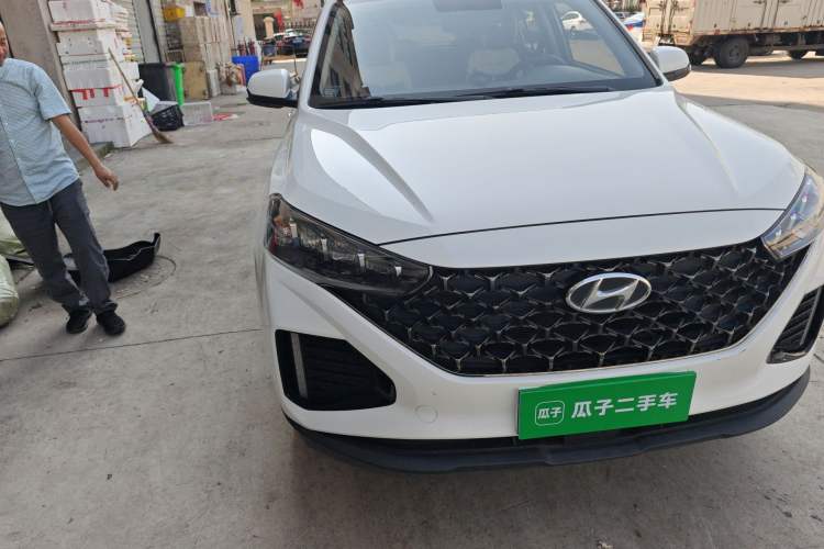 Used Hyundai ix35 2021 2.0L Automatic 2WD GLS Leading Edition Right Front Headlight