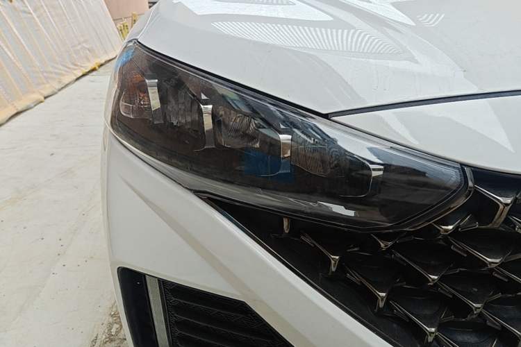 Used Hyundai ix35 2021 2.0L Automatic 2WD GLS Leading Edition Right Front Headlight