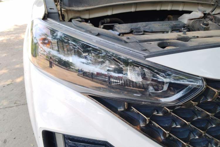 Used Hyundai ix35 2021 2.0L Automatic 2WD GLS Leading Edition Right Front Headlight