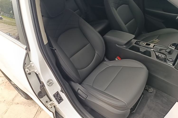Used Hyundai ix35 2021 2.0L Automatic 2WD GLS Leading Edition Right Front Seat