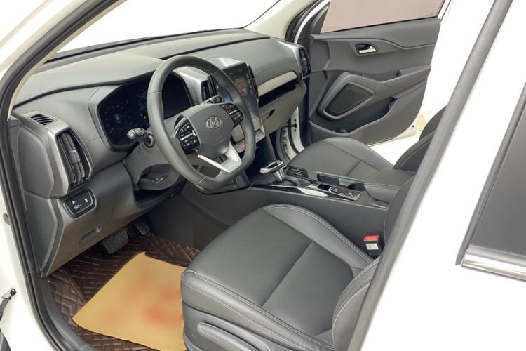 Used Hyundai ix35 2021 2.0L Automatic 2WD GLS Leading Edition Right Front Seat