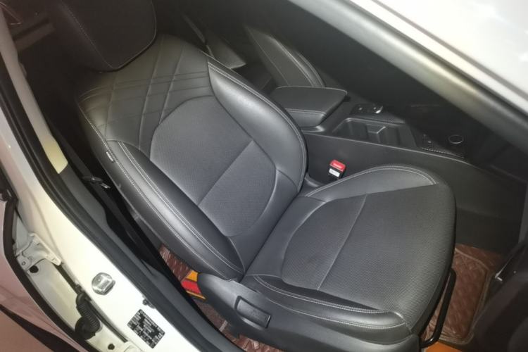 Used Hyundai ix35 2021 2.0L Automatic 2WD GLS Leading Edition Right Front Seat