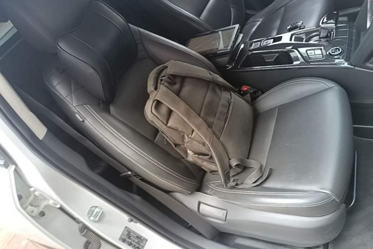 Used Hyundai ix35 2021 2.0L Automatic 2WD GLS Leading Edition Right Front Seat