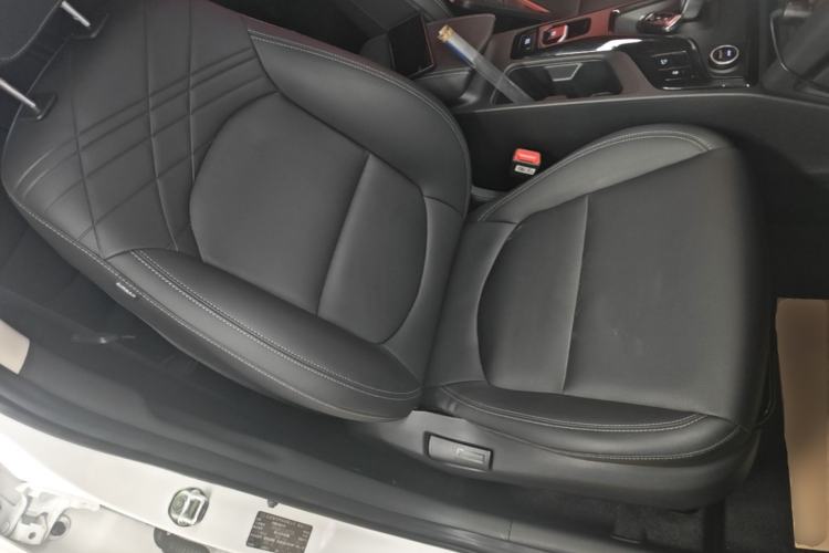 Used Hyundai ix35 2021 2.0L Automatic 2WD GLS Leading Edition Right Front Seat
