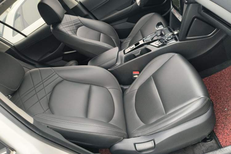 Used Hyundai ix35 2021 2.0L Automatic 2WD GLS Leading Edition Right Front Seat