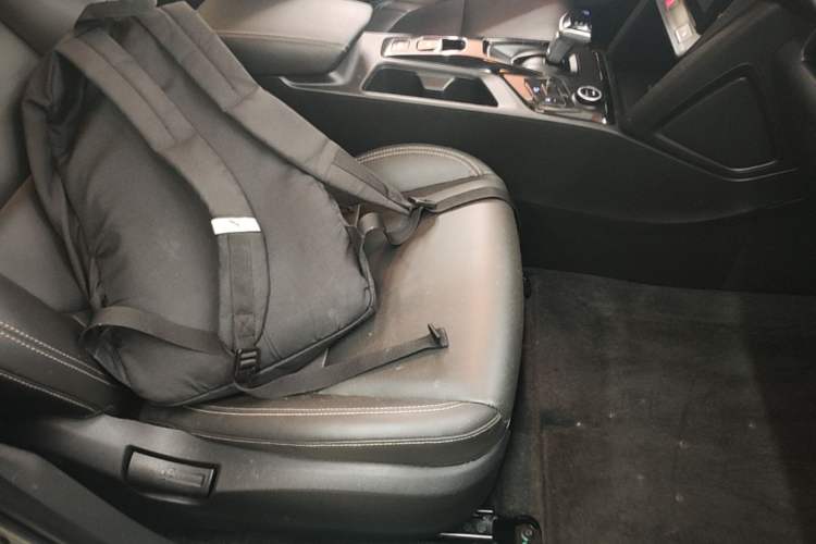 Used Hyundai ix35 2021 2.0L Automatic 2WD GLS Leading Edition Right Front Seat