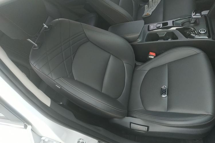 Used Hyundai ix35 2021 2.0L Automatic 2WD GLS Leading Edition Right Front Seat