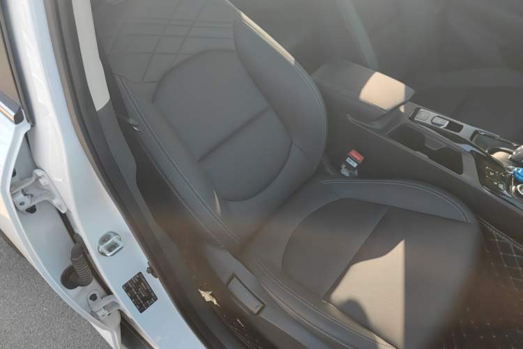 Used Hyundai ix35 2021 2.0L Automatic 2WD GLS Leading Edition Right Front Seat