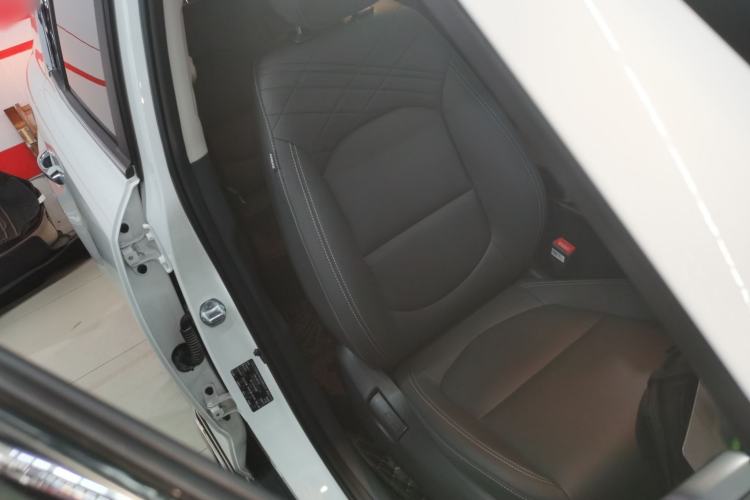 Used Hyundai ix35 2021 2.0L Automatic 2WD GLS Leading Edition Right Front Seat