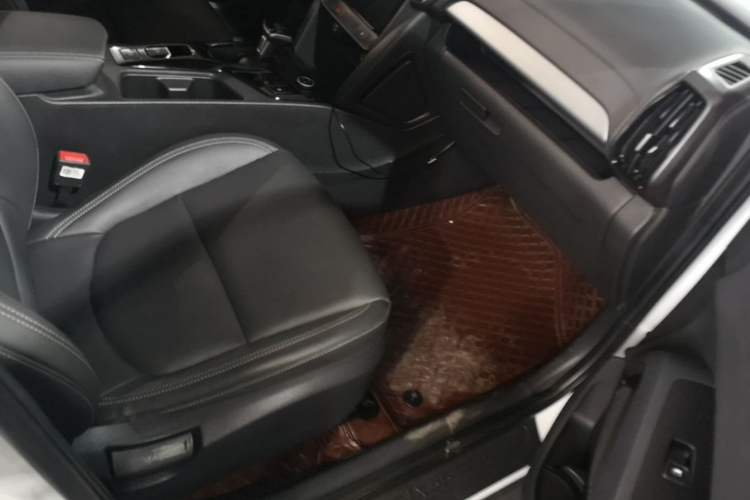 Used Hyundai ix35 2021 2.0L Automatic 2WD GLS Leading Edition Right Front Seat