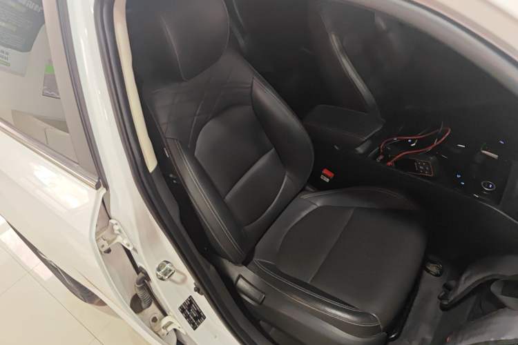 Used Hyundai ix35 2021 2.0L Automatic 2WD GLS Leading Edition Right Front Seat