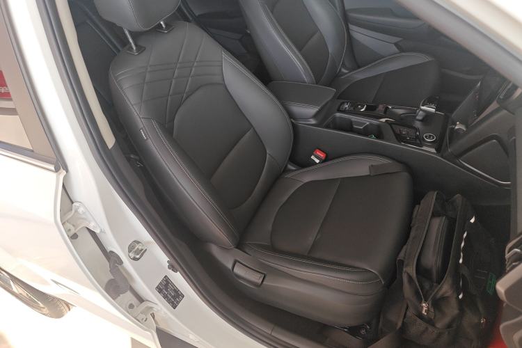 Used Hyundai ix35 2021 2.0L Automatic 2WD GLS Leading Edition Right Front Seat