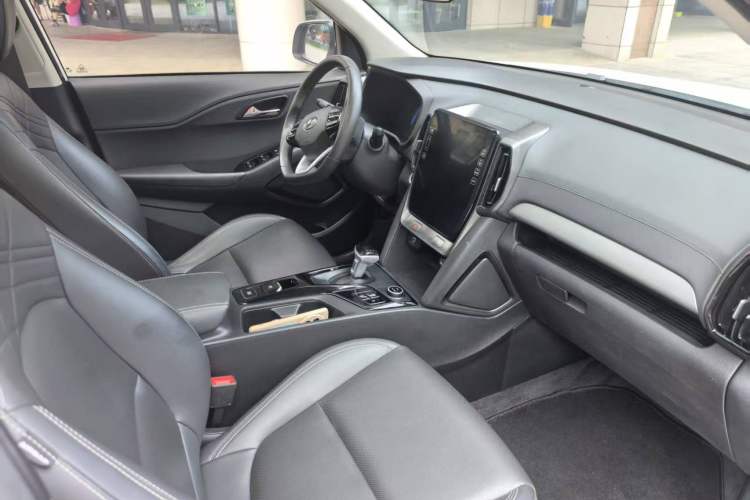 Used Hyundai ix35 2021 2.0L Automatic 2WD GLS Leading Edition Right Front Seat