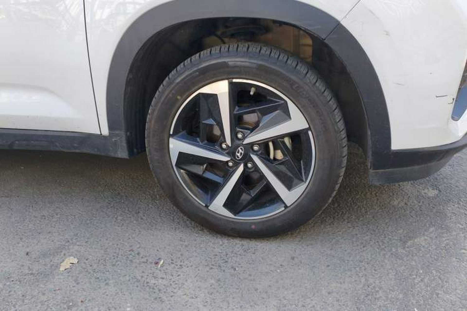 Used Hyundai ix35 2021 2.0L Automatic 2WD GLS Leading Edition Right Front Wheel Hub
