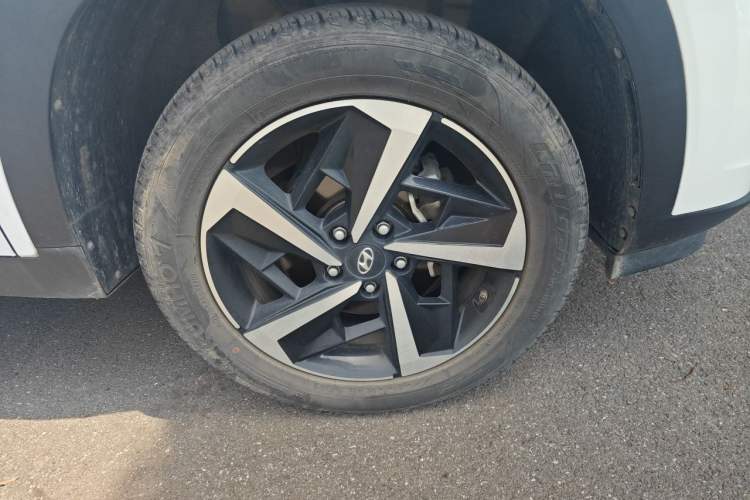 Used Hyundai ix35 2021 2.0L Automatic 2WD GLS Leading Edition Right Front Wheel Hub