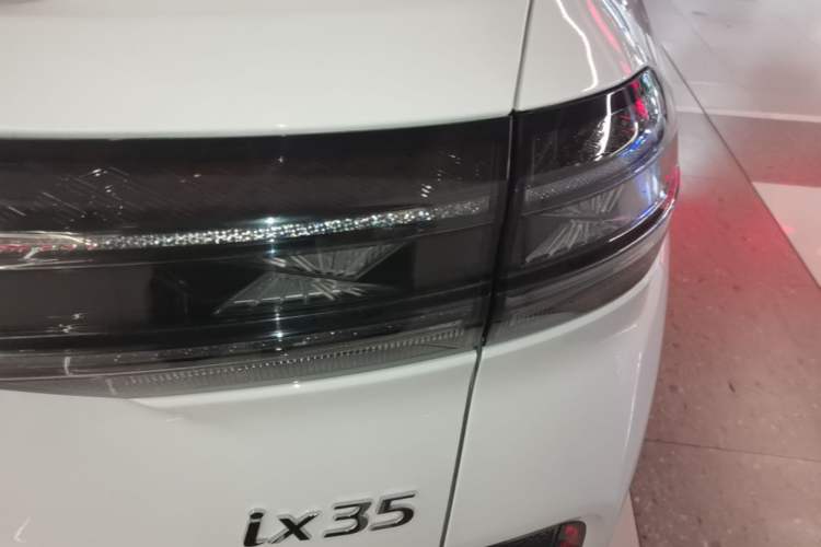 Used Hyundai ix35 2021 2.0L Automatic 2WD GLS Leading Edition Right Rear Taillight