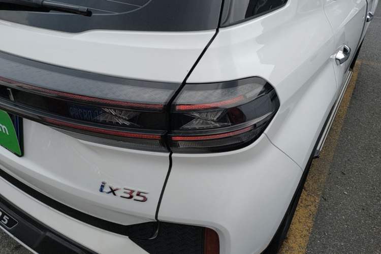 Used Hyundai ix35 2021 2.0L Automatic 2WD GLS Leading Edition Right Rear Taillight