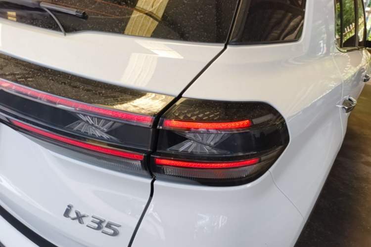 Used Hyundai ix35 2021 2.0L Automatic 2WD GLS Leading Edition Right Rear Taillight