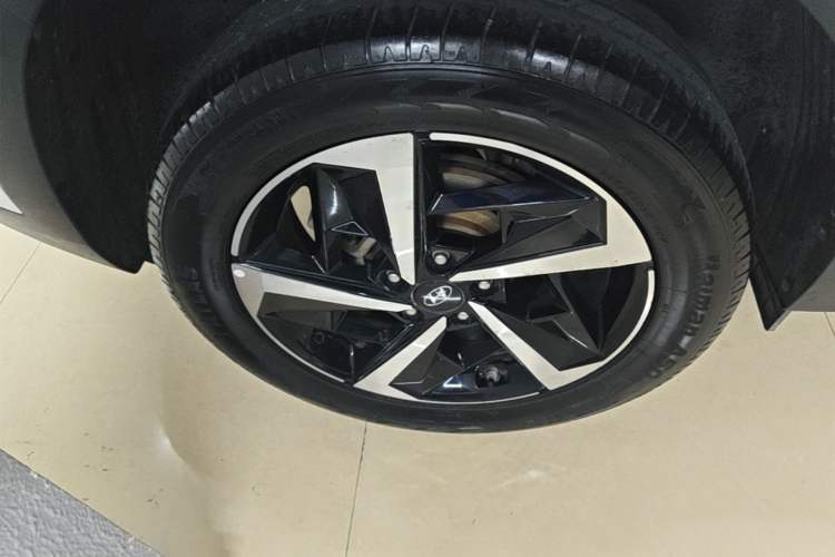 Used Hyundai ix35 2021 2.0L Automatic 2WD GLS Leading Edition Right Rear Wheel Hub