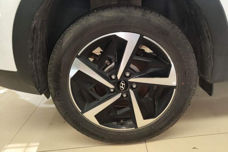 Used Hyundai ix35 2021 2.0L Automatic 2WD GLS Leading Edition Right Rear Wheel Hub