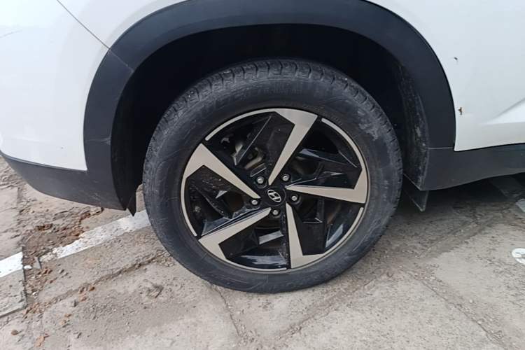 Used Hyundai ix35 2021 2.0L Automatic 2WD GLS Leading Edition Right Rear Wheel Hub