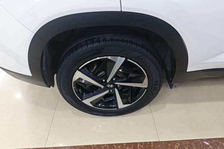 Used Hyundai ix35 2021 2.0L Automatic 2WD GLS Leading Edition Right Rear Wheel Hub