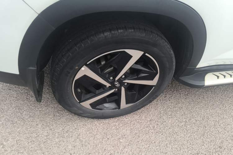 Used Hyundai ix35 2021 2.0L Automatic 2WD GLS Leading Edition Right Rear Wheel Hub