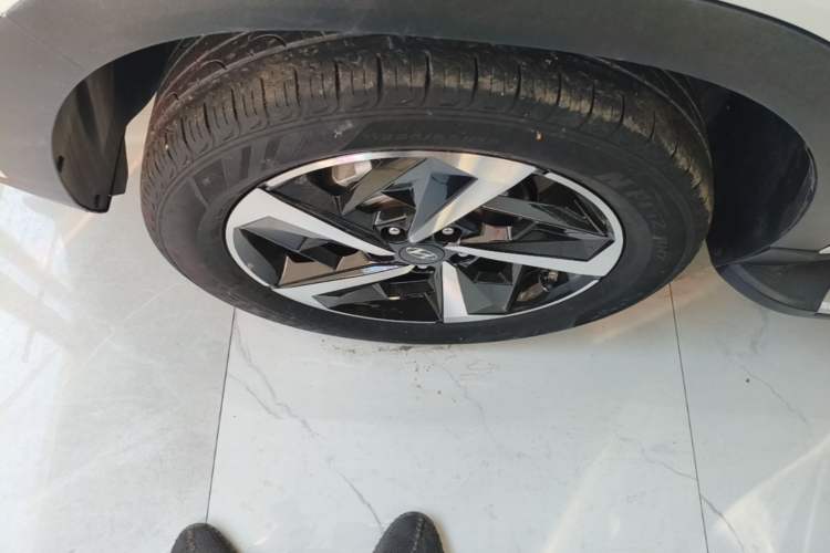 Used Hyundai ix35 2021 2.0L Automatic 2WD GLS Leading Edition Right Rear Wheel Hub