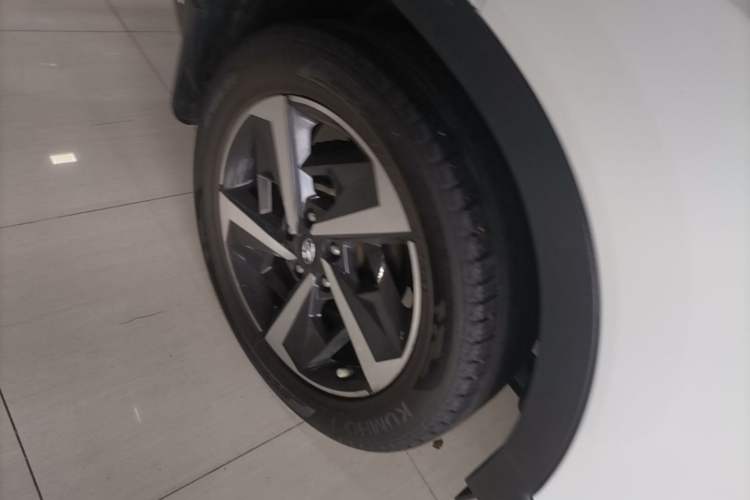 Used Hyundai ix35 2021 2.0L Automatic 2WD GLS Leading Edition Right Rear Wheel Hub