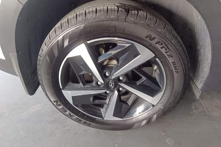 Used Hyundai ix35 2021 2.0L Automatic 2WD GLS Leading Edition Right Rear Wheel Hub