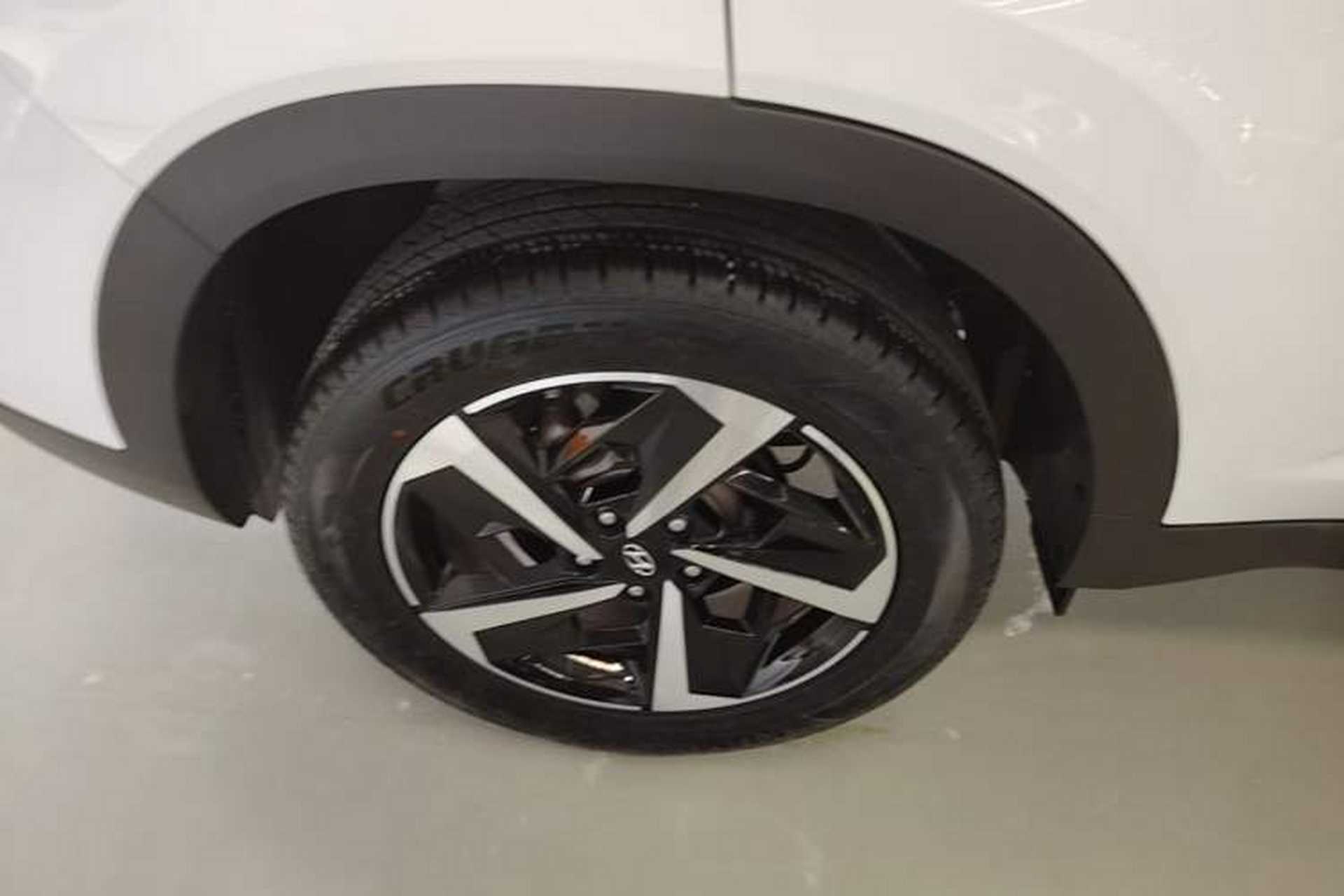 Used Hyundai ix35 2021 2.0L Automatic 2WD GLS Leading Edition Right Rear Wheel Hub
