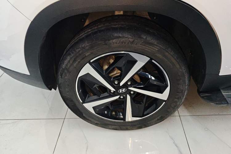 Used Hyundai ix35 2021 2.0L Automatic 2WD GLS Leading Edition Right Rear Wheel Hub