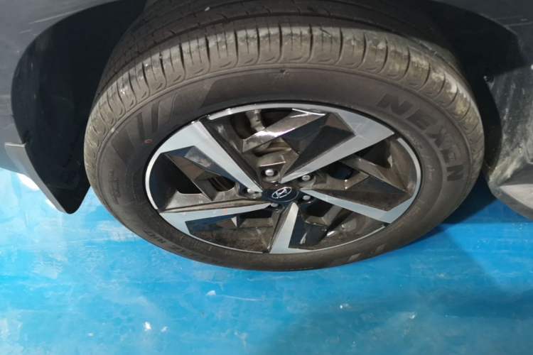 Used Hyundai ix35 2021 2.0L Automatic 2WD GLS Leading Edition Right Rear Wheel Hub