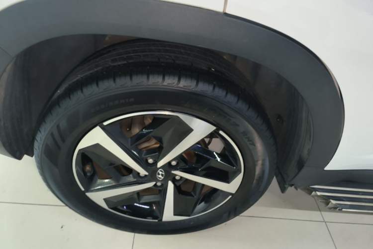 Used Hyundai ix35 2021 2.0L Automatic 2WD GLS Leading Edition Right Rear Wheel Hub
