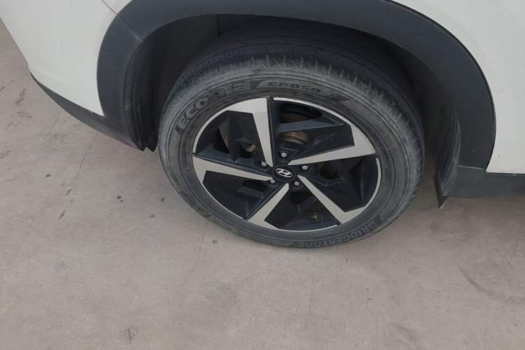 Used Hyundai ix35 2021 2.0L Automatic 2WD GLS Leading Edition Right Rear Wheel Hub