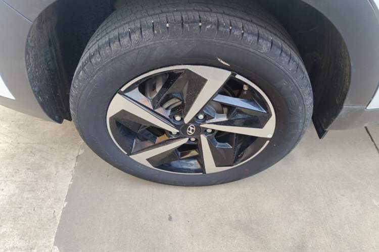 Used Hyundai ix35 2021 2.0L Automatic 2WD GLS Leading Edition Right Rear Wheel Hub