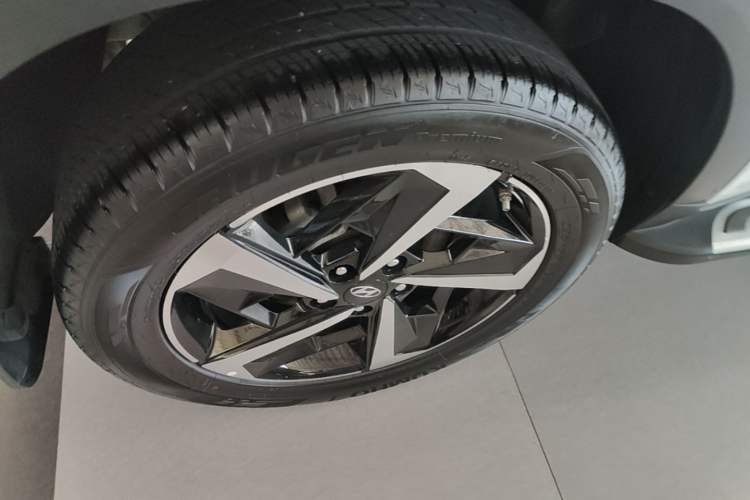 Used Hyundai ix35 2021 240TGDi DCT Two-Wheel-Drive GLS Leading Edition Right Rear Wheel Hub