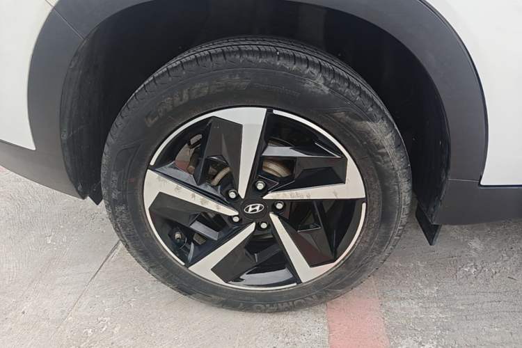 Used Hyundai ix35 2021 2.0L Automatic 2WD GLS Leading Edition Right Rear Wheel Hub