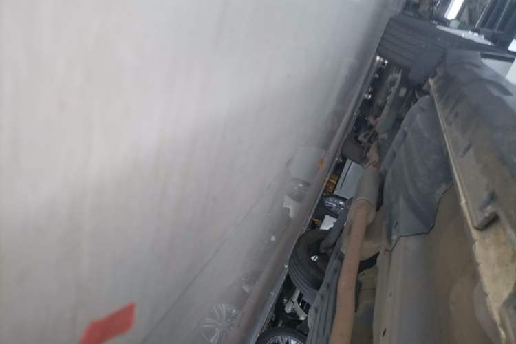 Used Hyundai ix35 2021 2.0L Automatic 2WD GLS Leading Edition Right Side Sill