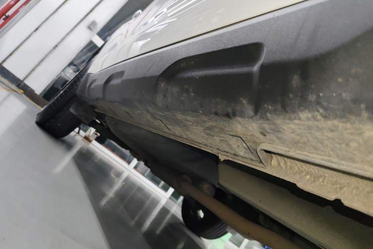 Used Hyundai ix35 2021 2.0L Automatic 2WD GLS Leading Edition Right Side Sill