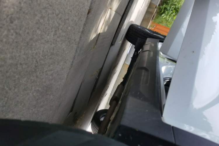 Used Hyundai ix35 2021 2.0L Automatic 2WD GLS Leading Edition Right Side Sill