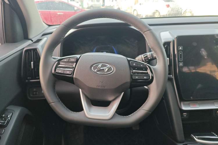 Used Hyundai ix35 2021 2.0L Automatic 2WD GLS Leading Edition Steering Wheel
